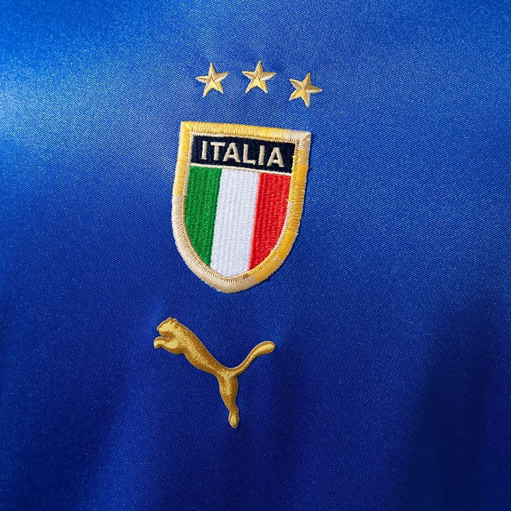 Retro Italy 2004 home jersey Fan Version