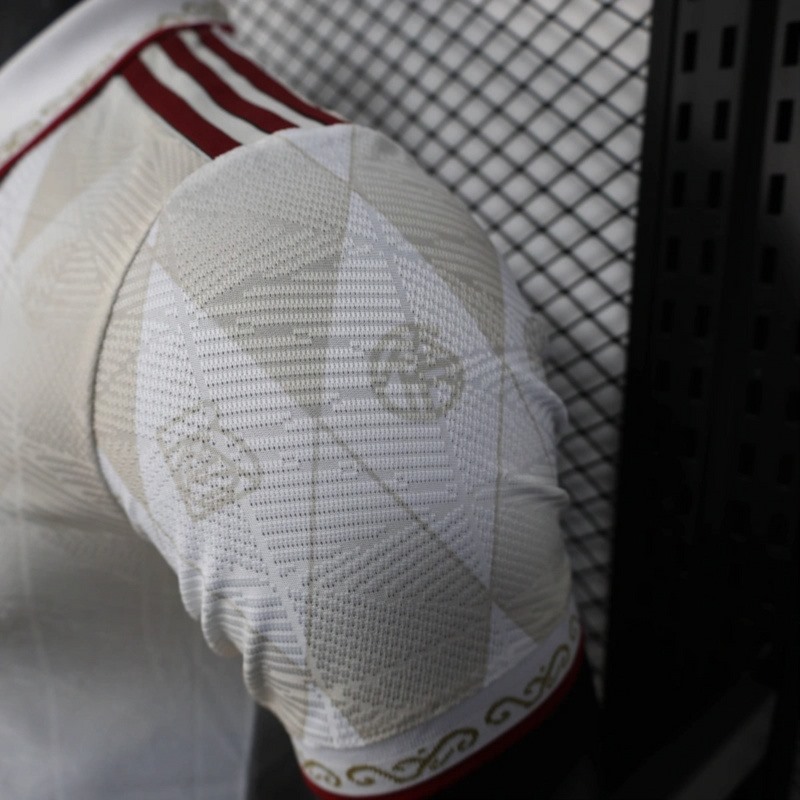 25/26 Bayern Munich POLO Special Edition jersey Player Version