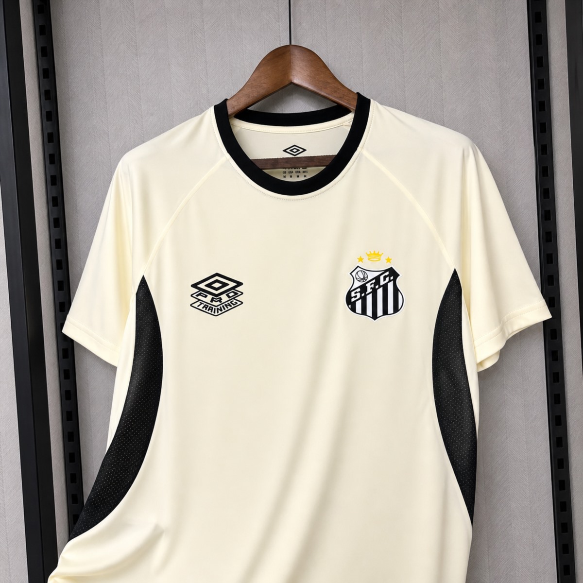 2026/27 Santos Training Beige Jersey Fan Version