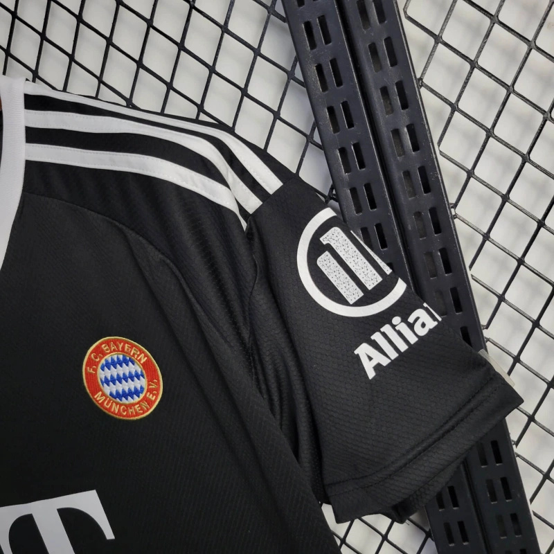 2024/25 Bayern Munich Training Jersey Fan Version