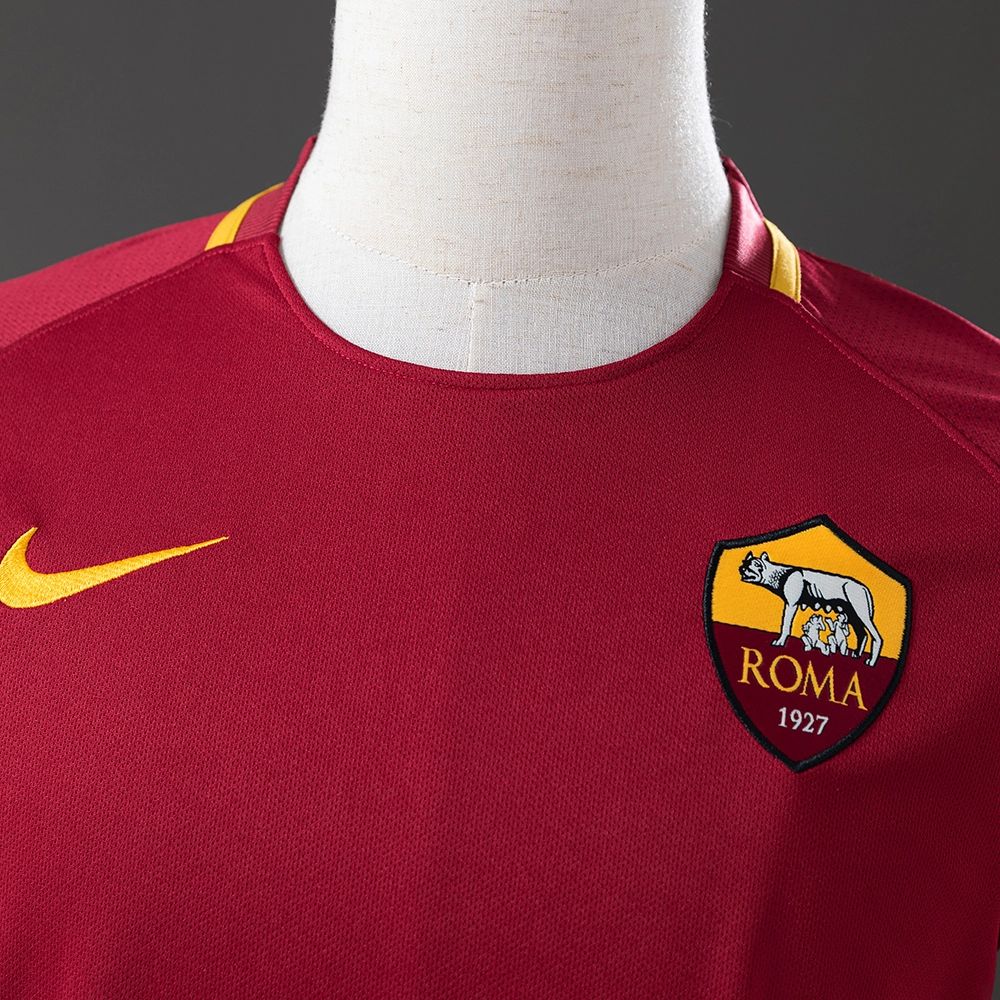 Retro Roma 17/18 Home jersey Fan Version