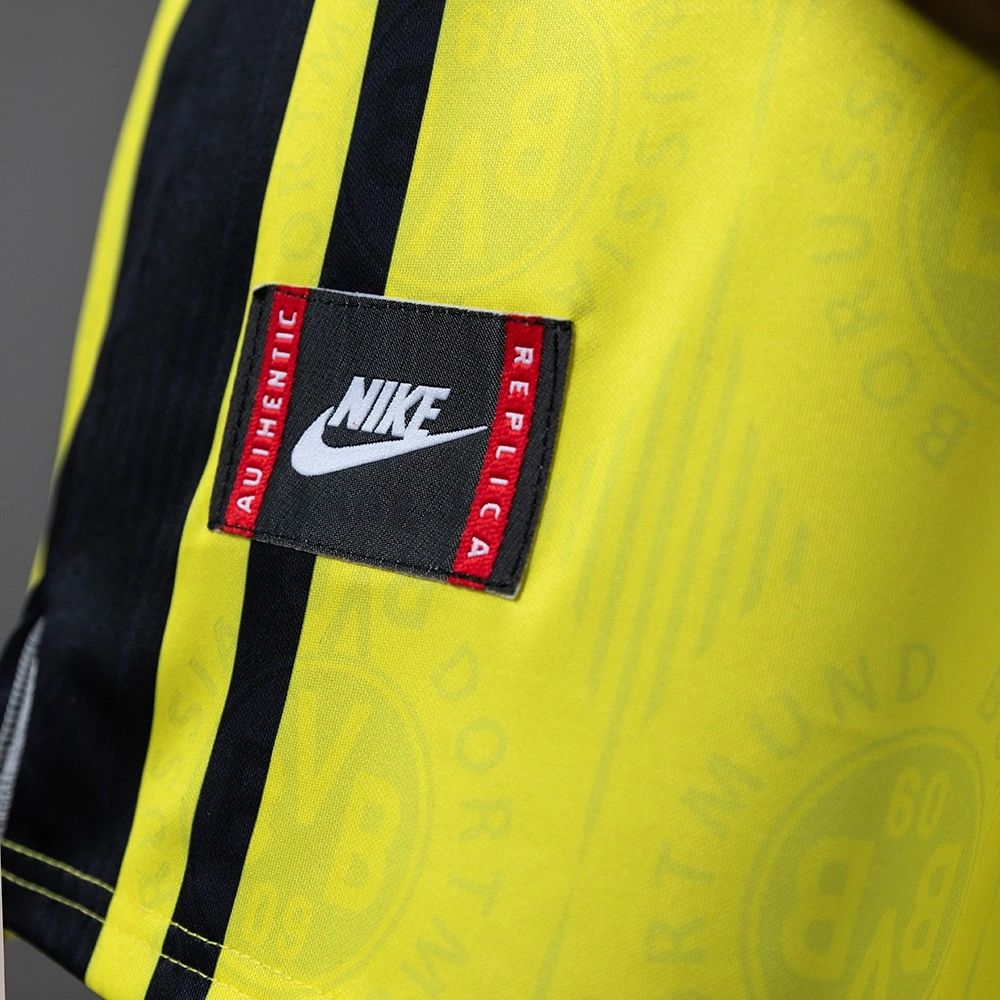 Retro Dortmund 1996/97 home jersey Fan Version