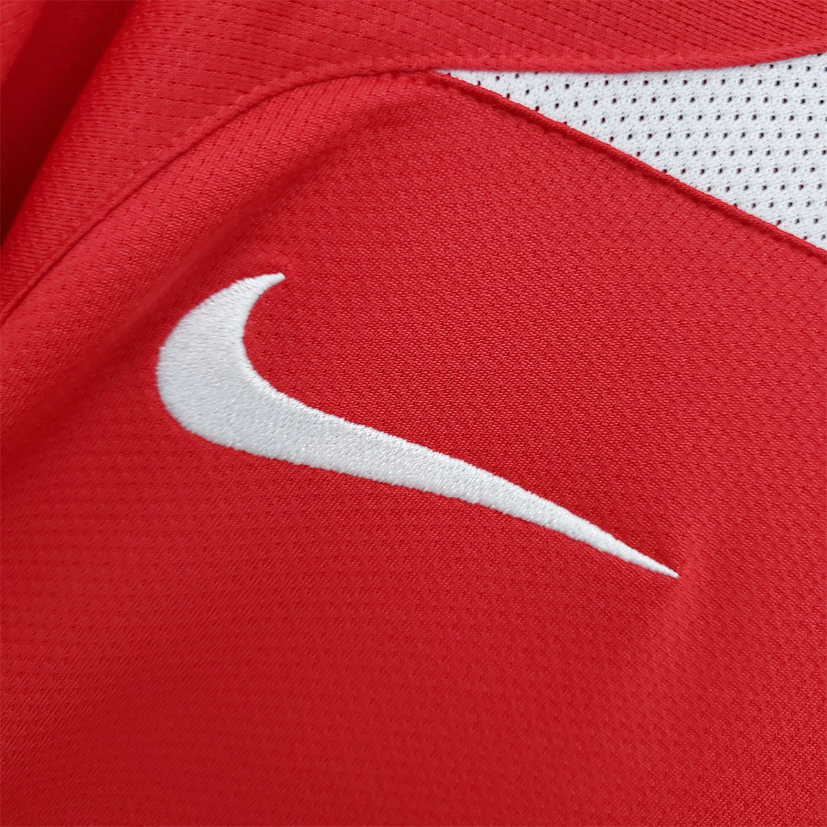 Retro Manchester United 04/06 home jersey Fan Version