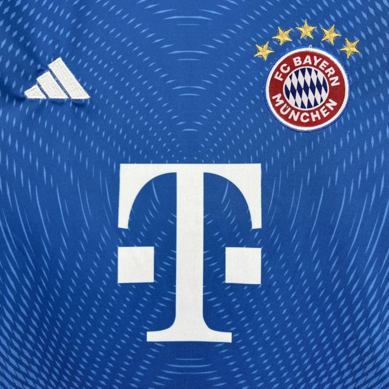 2025/26 Bayern Munich Blue Goalkeeper jersey kids Kits size: 16-28