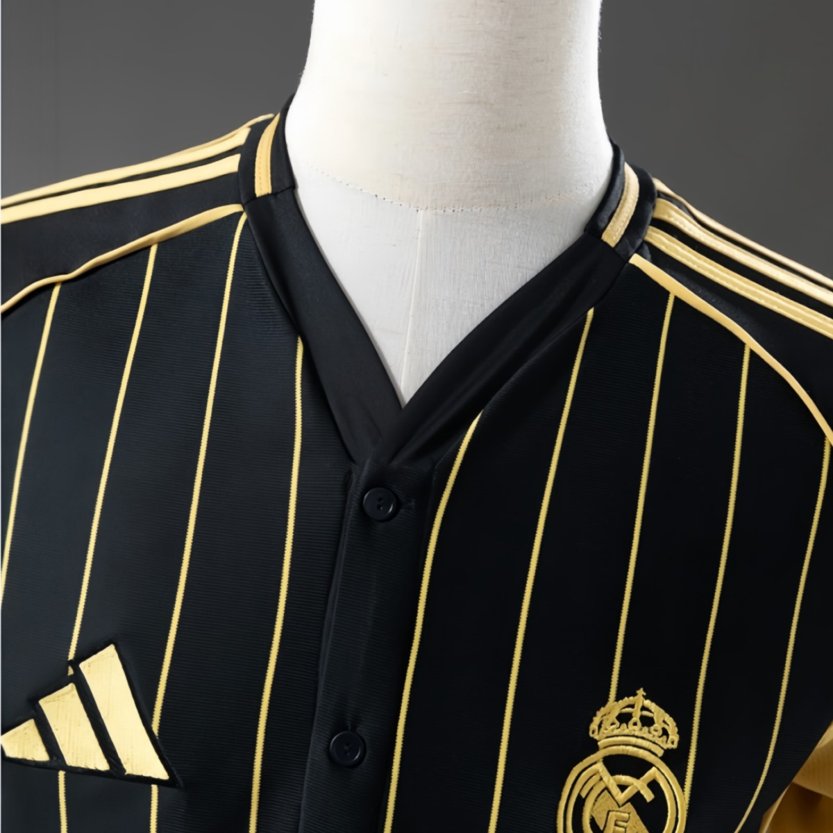 2025/26 Real Madrid US Pack Full-Button Baseball Black jersey Fan version