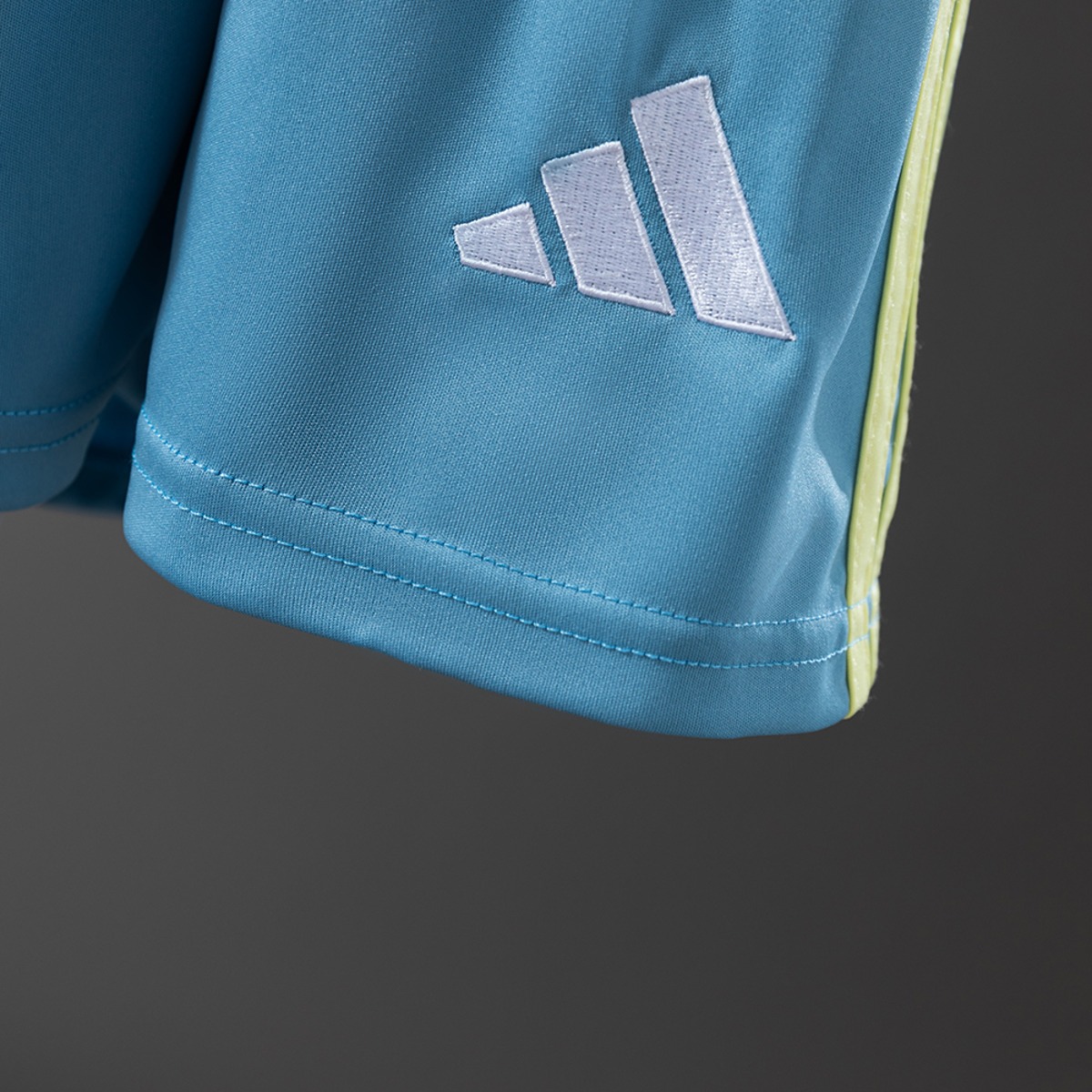 25/26 Kids Juventus Away jersey Kid Kits Size 16-28