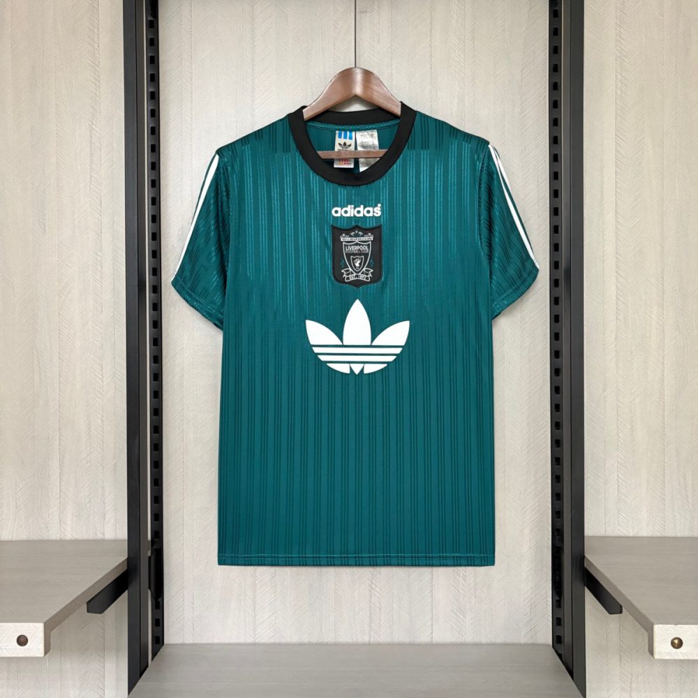 Retro Liverpool 1995/96 Special Edition Green jersey Fan Version