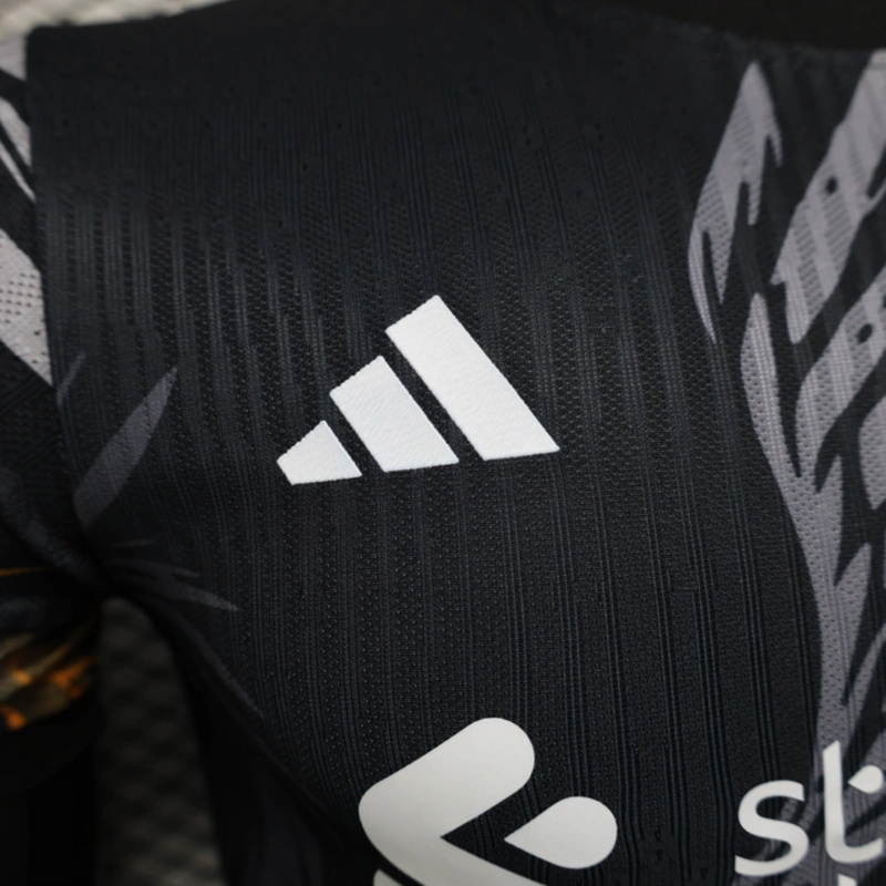 2025/26 Liverpool Special Edition Black jersey Player Version