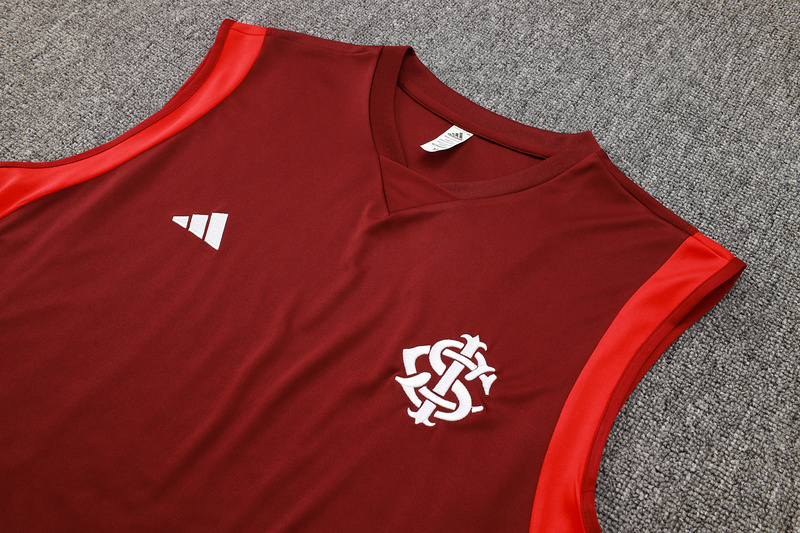 24/25 Internacional Red Training Set Shirt and Shorts