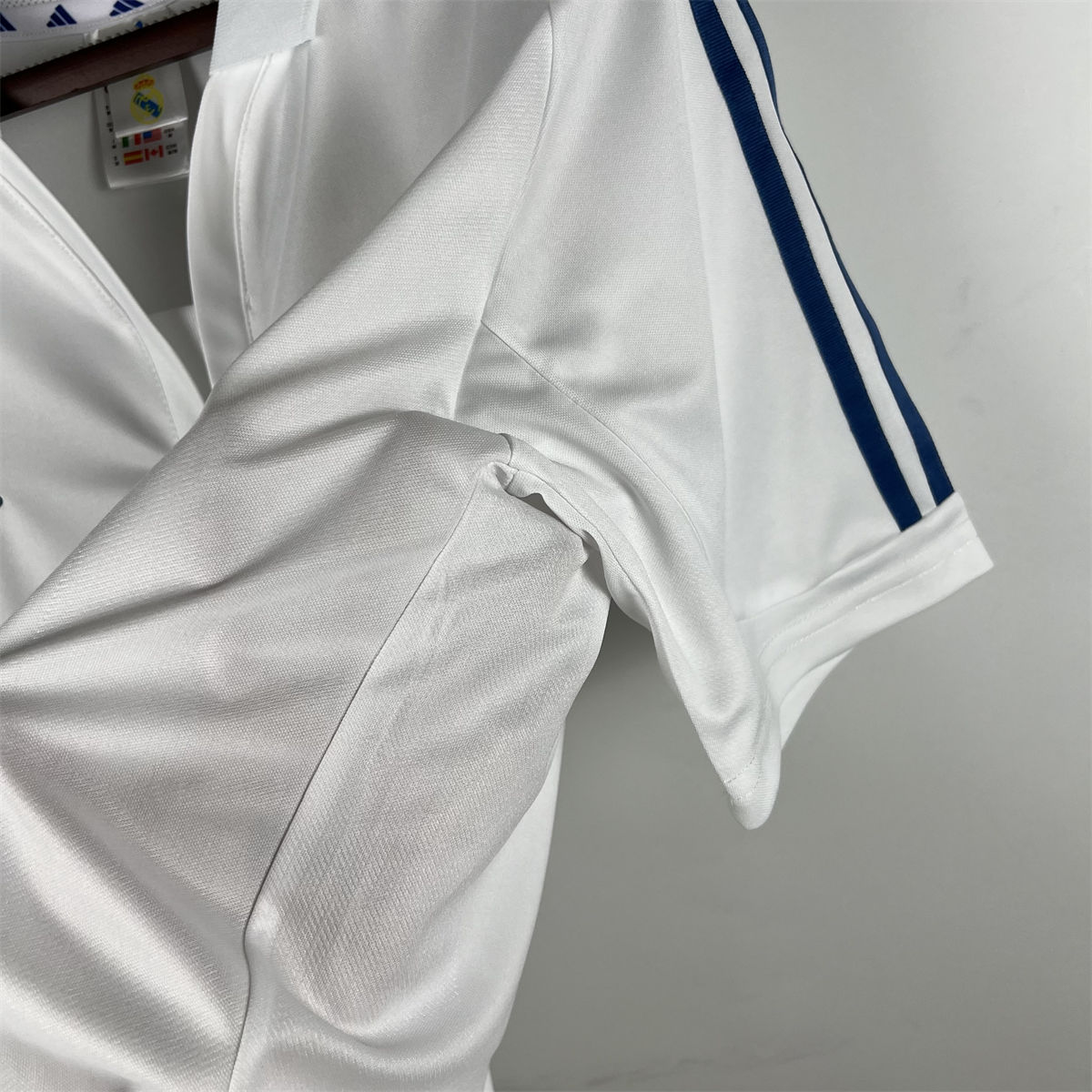 Real Madrid Retro 01/02 Third Home jersey Fan Version
