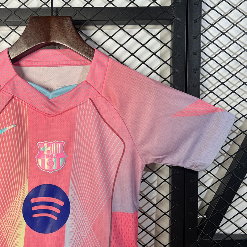 2025/26 Barcelona Special Edition Pink jersey kids Kits size: 16-28