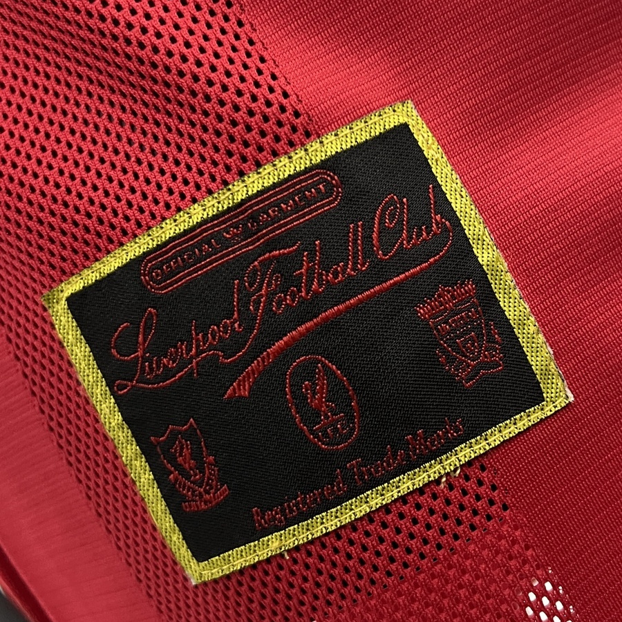 Retro Liverpool 1999/2000 Home jersey Fan Version