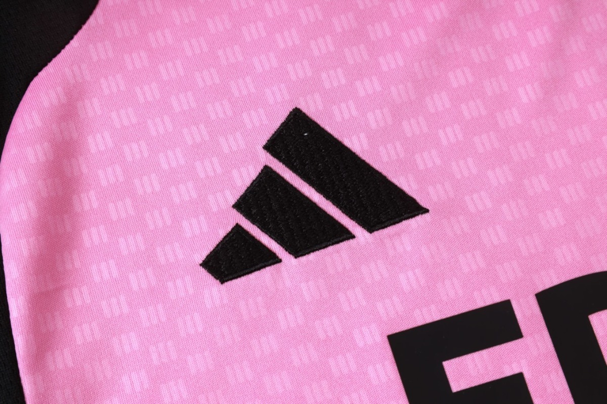 2026 Miami Pink Training Set Shirt and Shorts