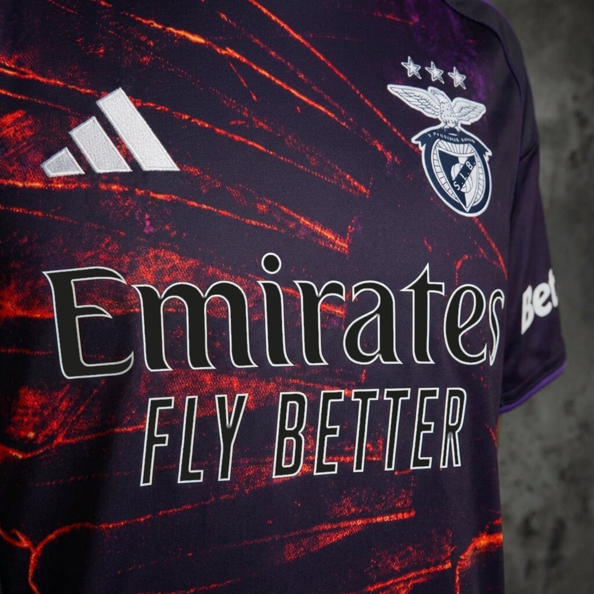 2025/26 Benfica Adidas x Vhils x SL Special Edition Jersey Fan version