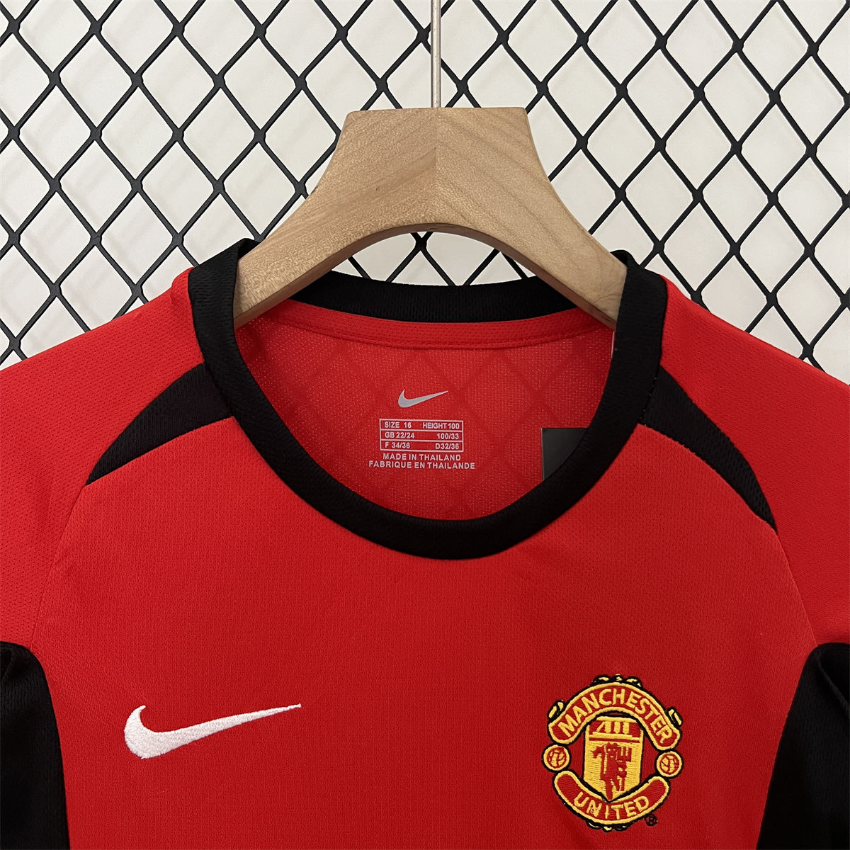 Retro Manchester United 02/04 home  jersey Kid Kits Size 16-28