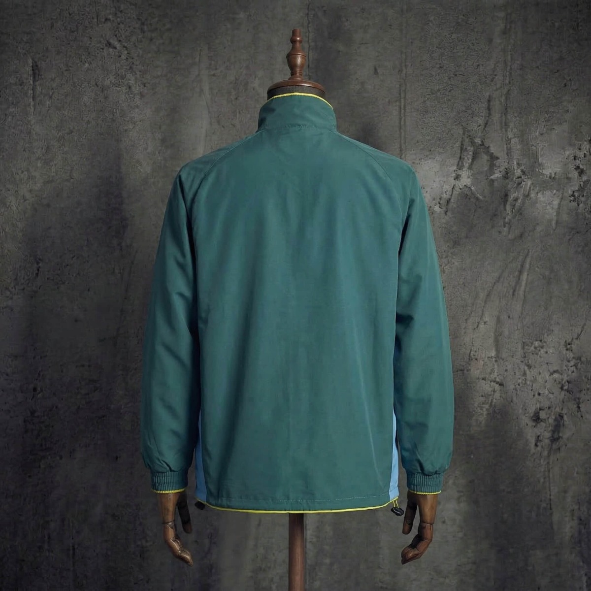 2002/03 Vintage Style Sporting Lisbon Jacket Windbreaker Sport Unifom