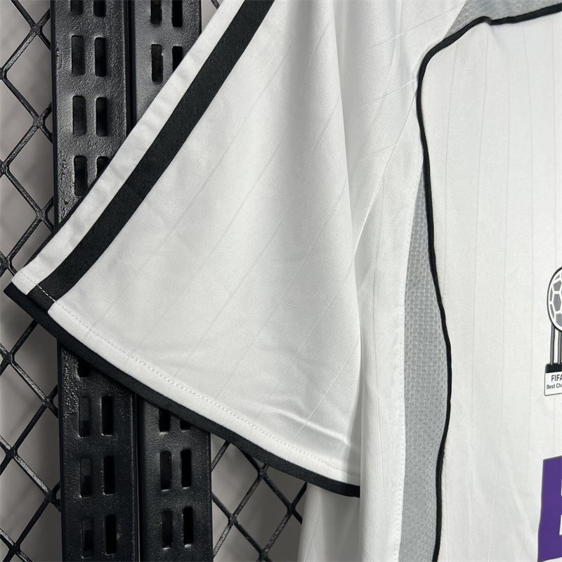 Real Madrid Retro 06/07 home jersey Fan Version