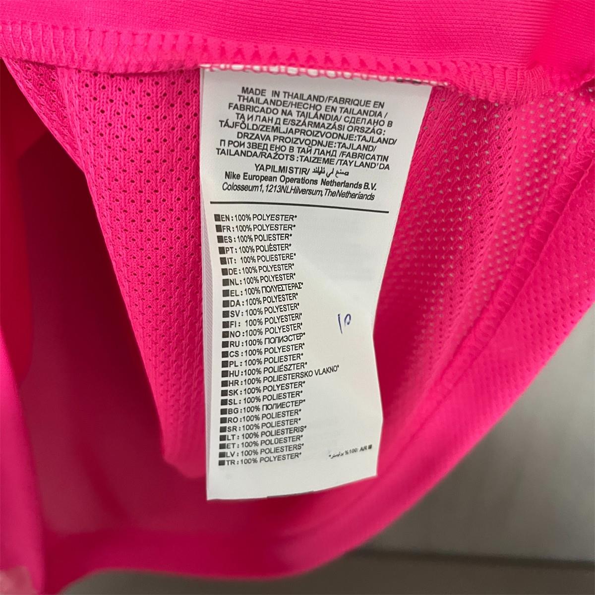 2024/25 Sporting Pink October Jersey Fan Version