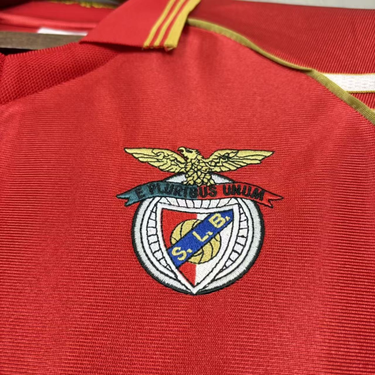 Retro Benfica 1998/99 Home Jersey Fan Version