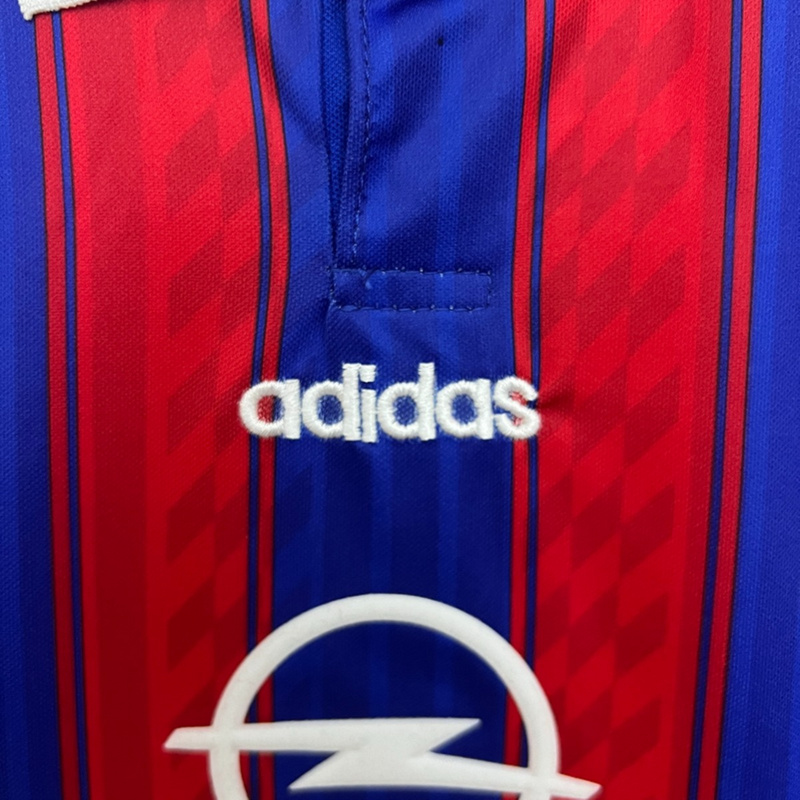 Retro Bayern Munich 95/97 Home jersey Kid Kits Size 16-28