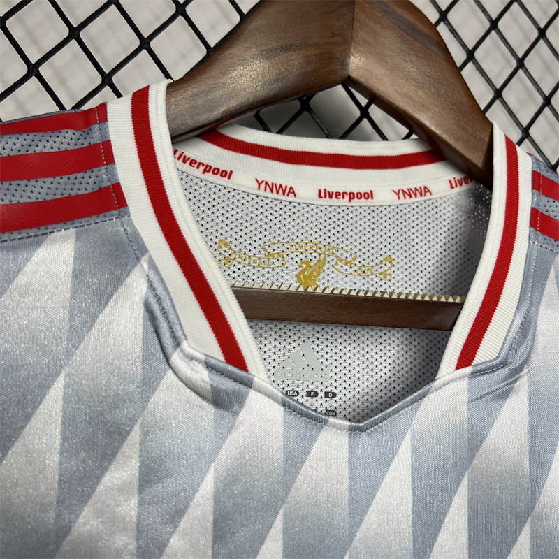 Retro Liverpool LFC x THE BEATLES Concept jersey Fan Version