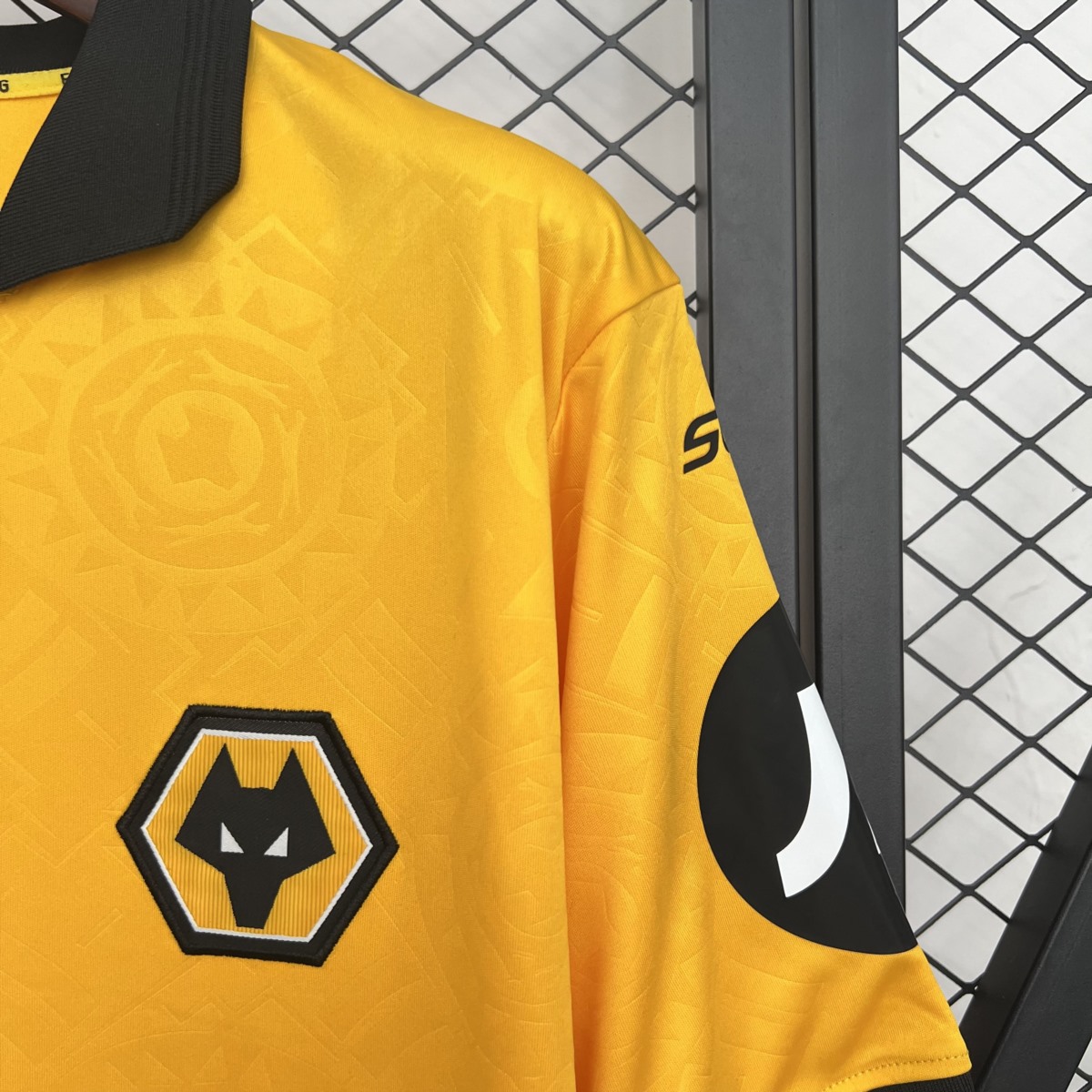 2025/26 Wolves Home Jersey Fan Version