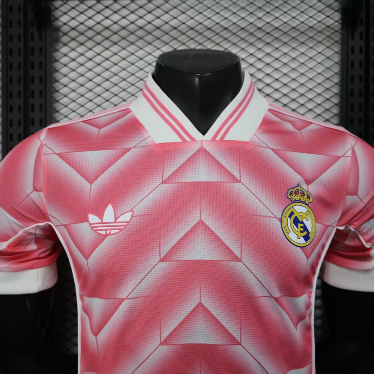 2025/26 Real Madrid Special Edition Pink jersey Player version