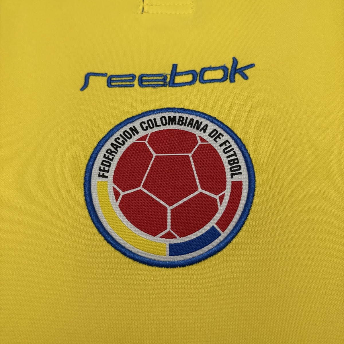 Retro Colombia 2001 Home jersey Fan Version