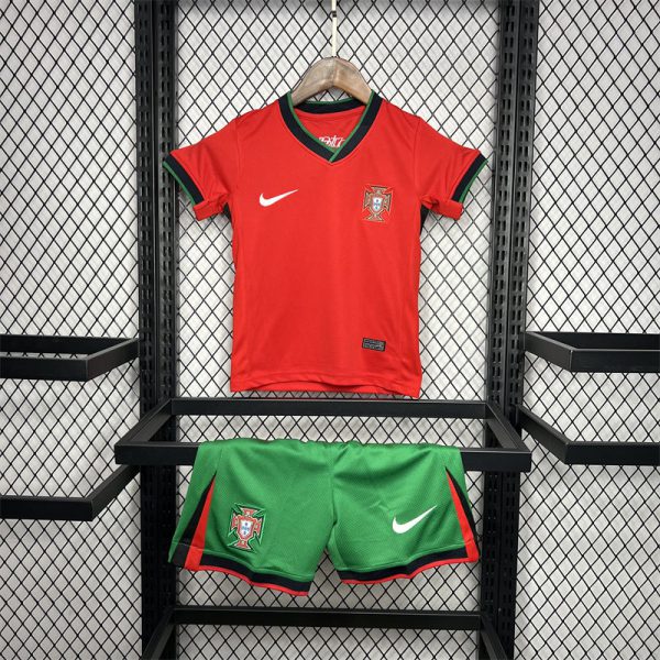 24/25 Portugal Euro Home jersey Kid Kits Size 16-28