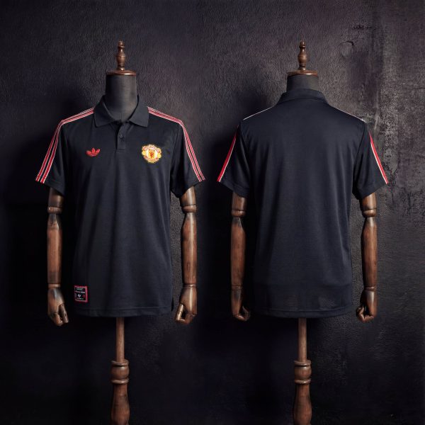 2025/26 Mnachester United Training Black Polo Fan version
