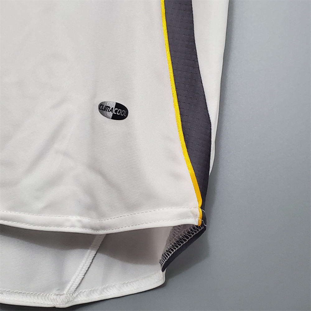 Retro Japan 2006 Away jersey Fan Version