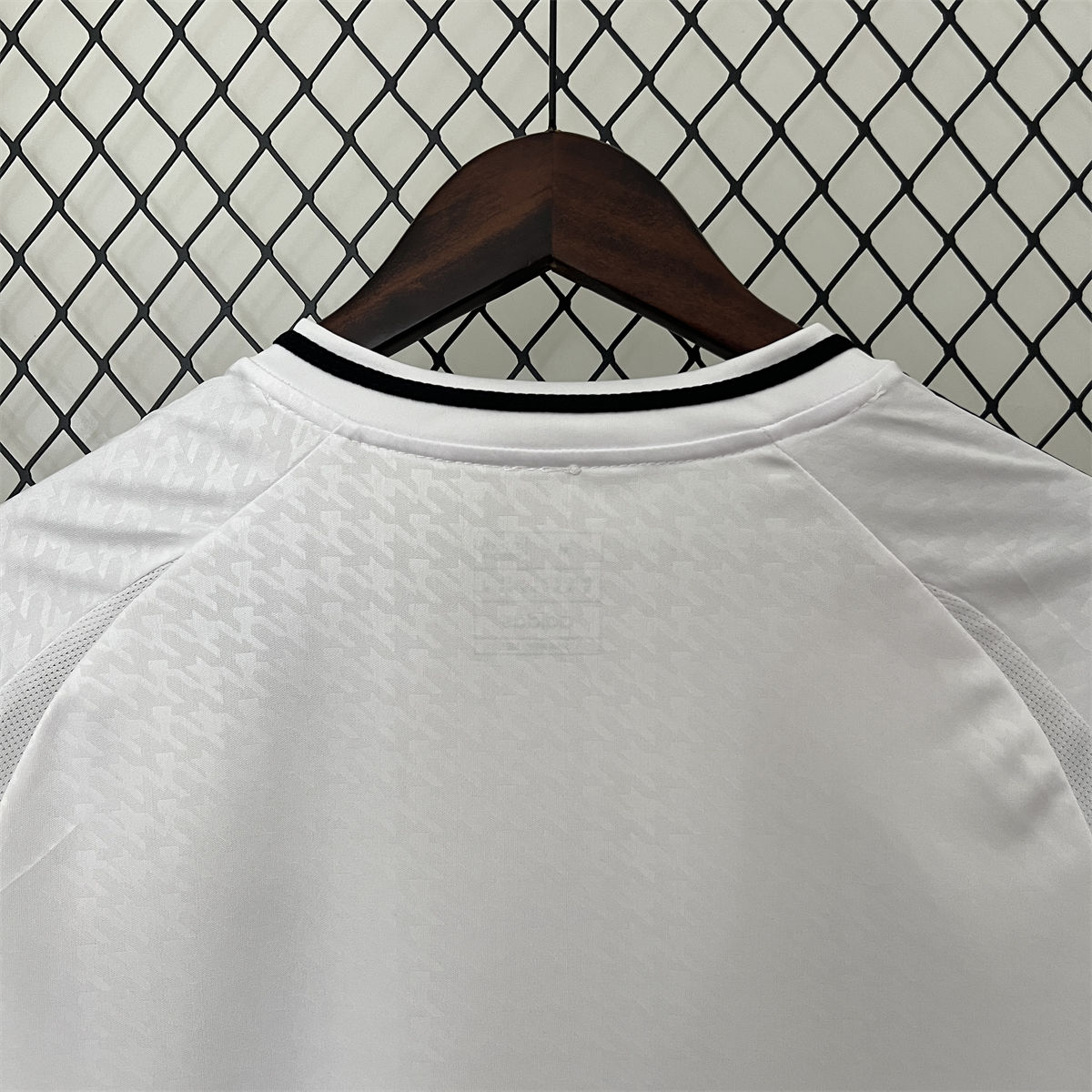 24/25 Women's Real Madrid Home Jersey Fan Version