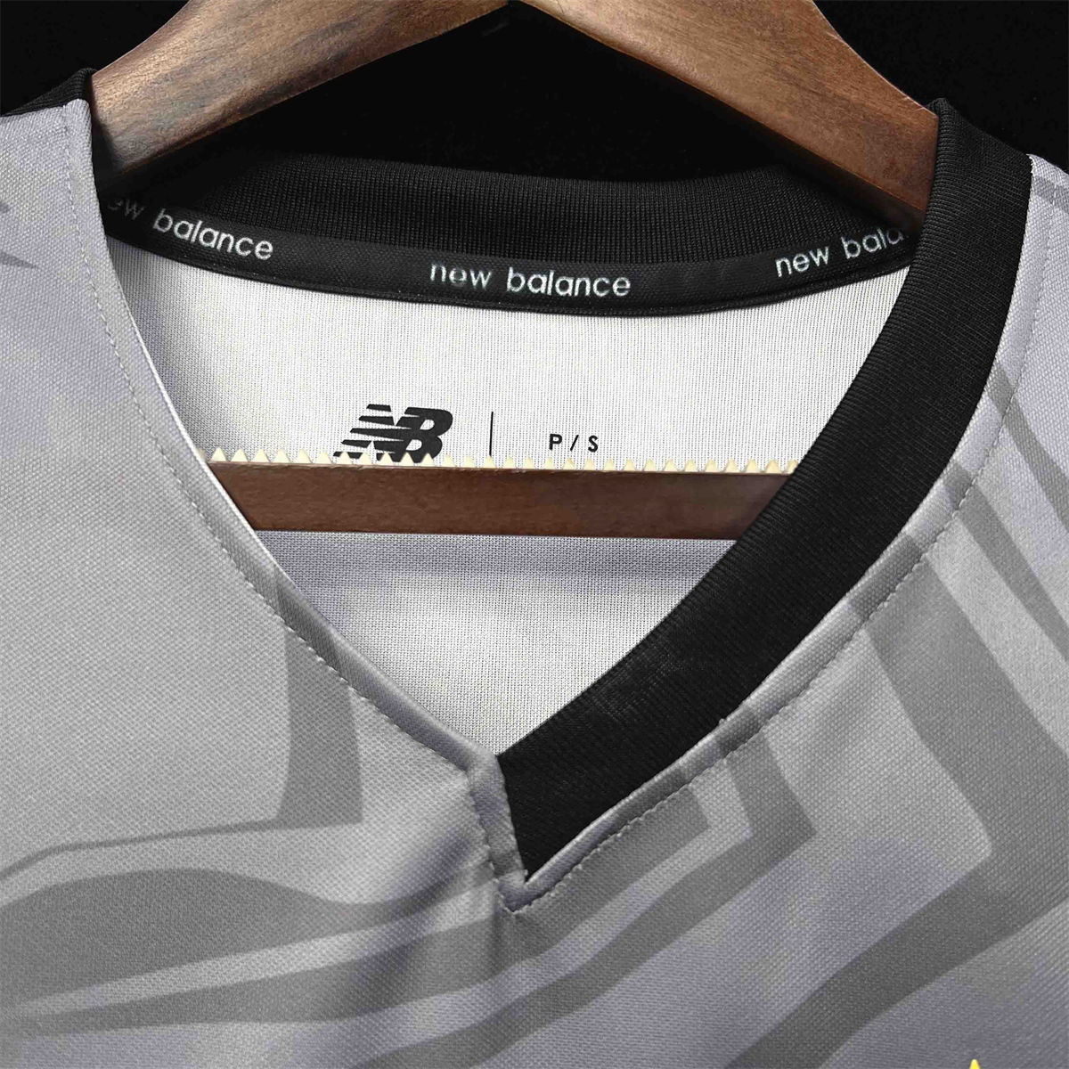 2024/25 Sao Paulo Goalkeeper gray jersey Fan Version