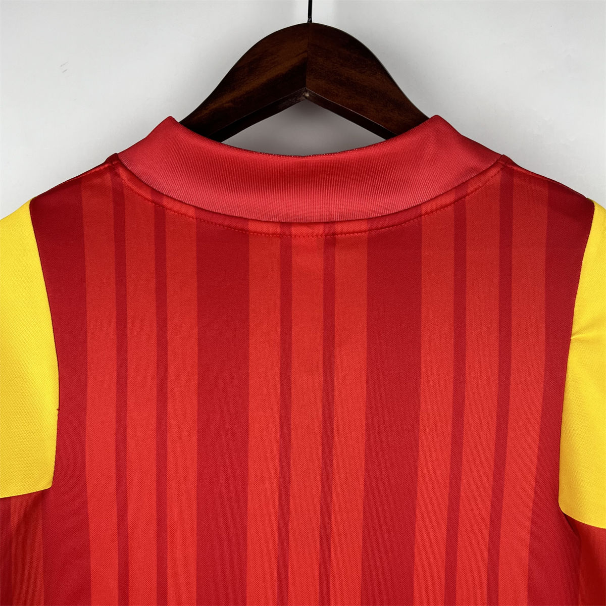 Retro Spain 92/94 Home jersey Fan Version