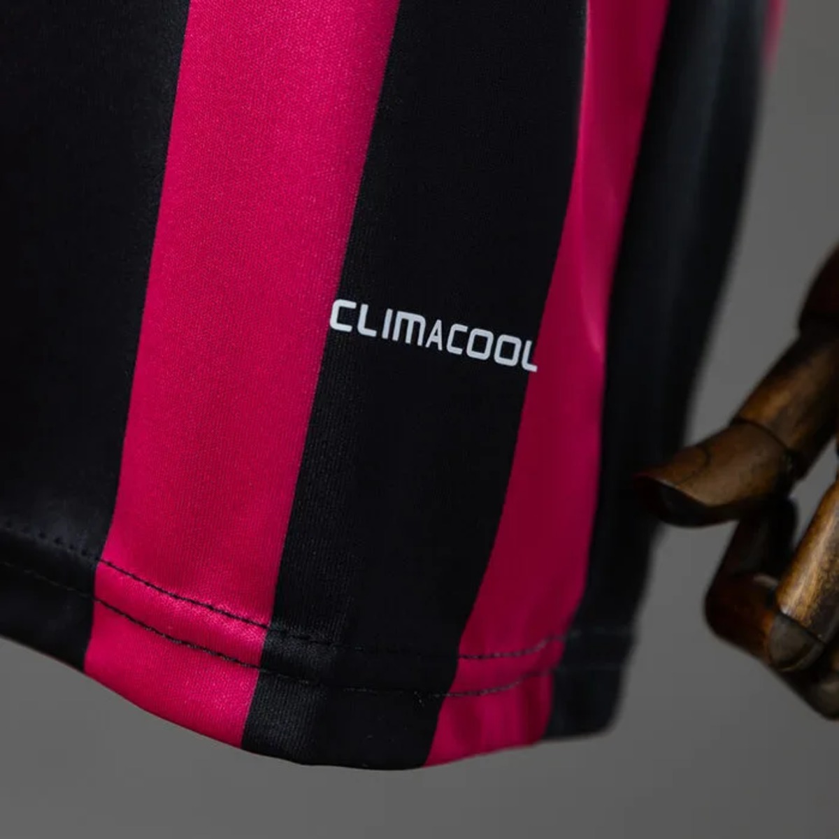 Retro AC Milan 2009/10 Home Kid Kits