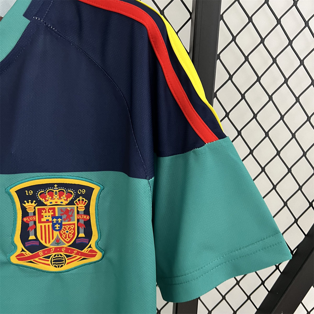 Retro Spain 2010 Goalkeeper jersey Fan Version