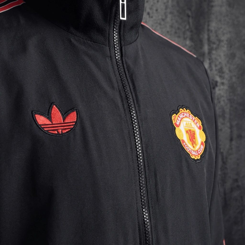 2026 Manchester United Black Windbreaker Sport Unifom