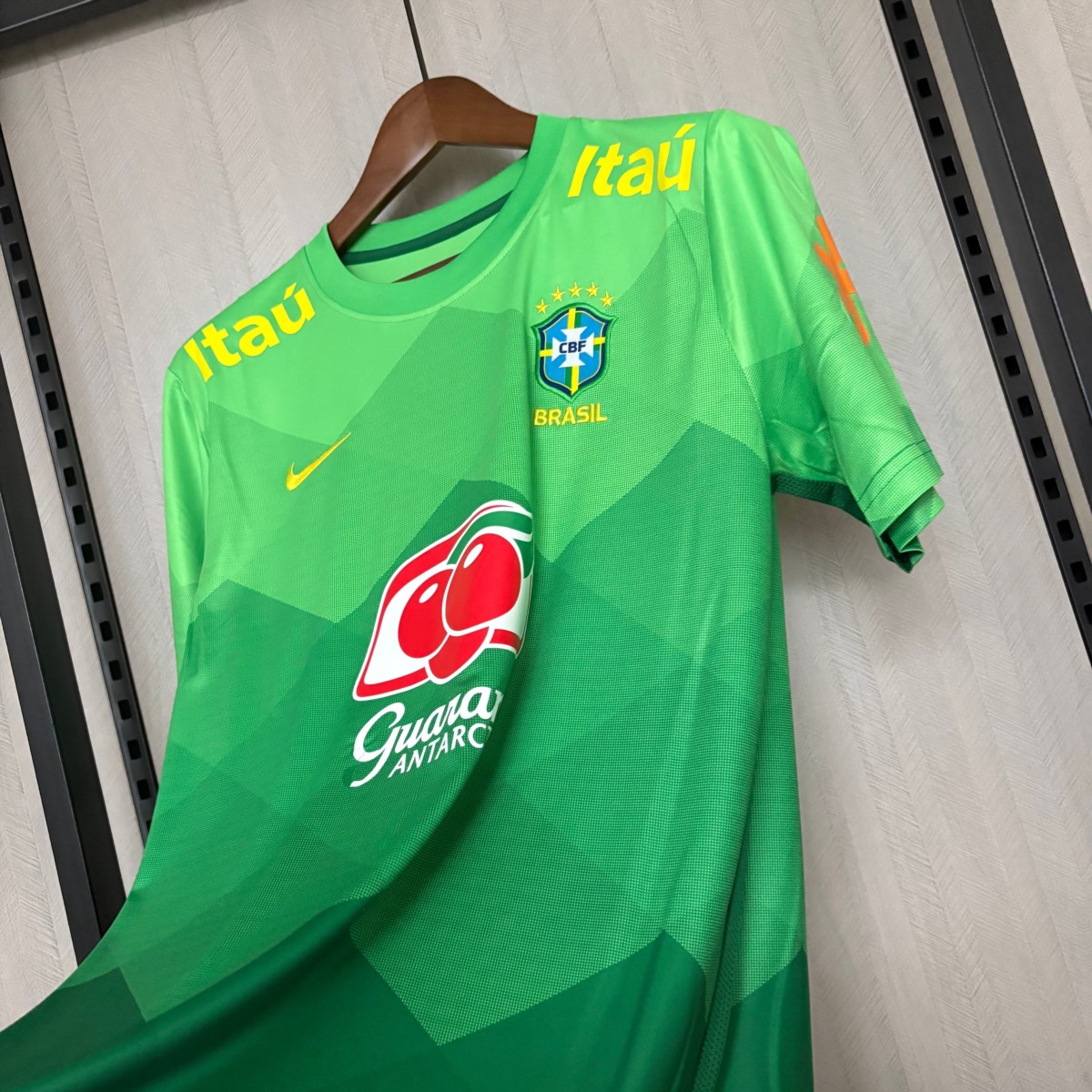 2022 Brazil Training Green jersey Fan Version