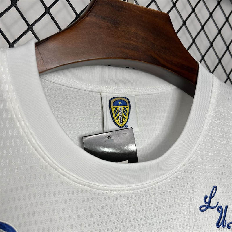 Retro Leeds United F.C. 1995/96 Home jersey Fan Version