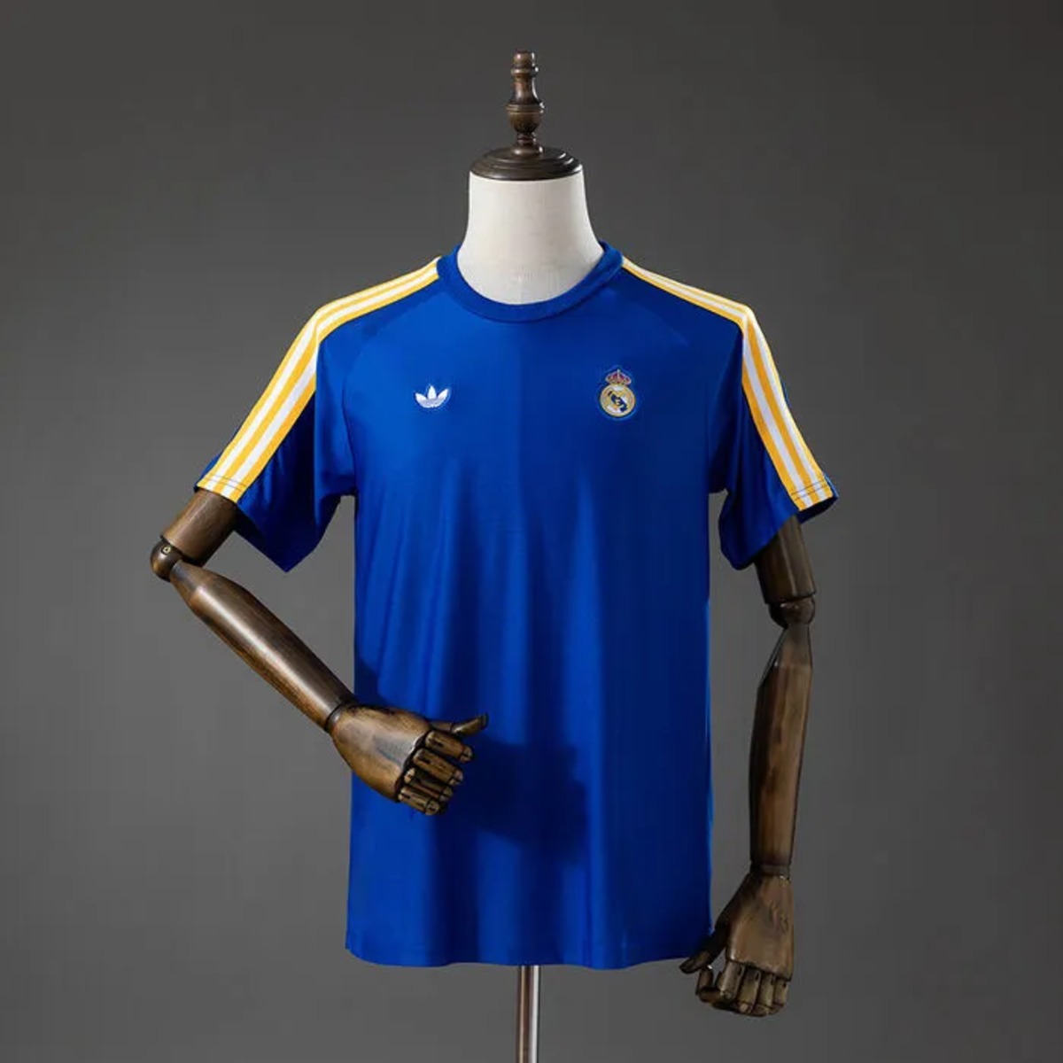 2026 Real Madrid Originals Blue T-Shirt Fan version