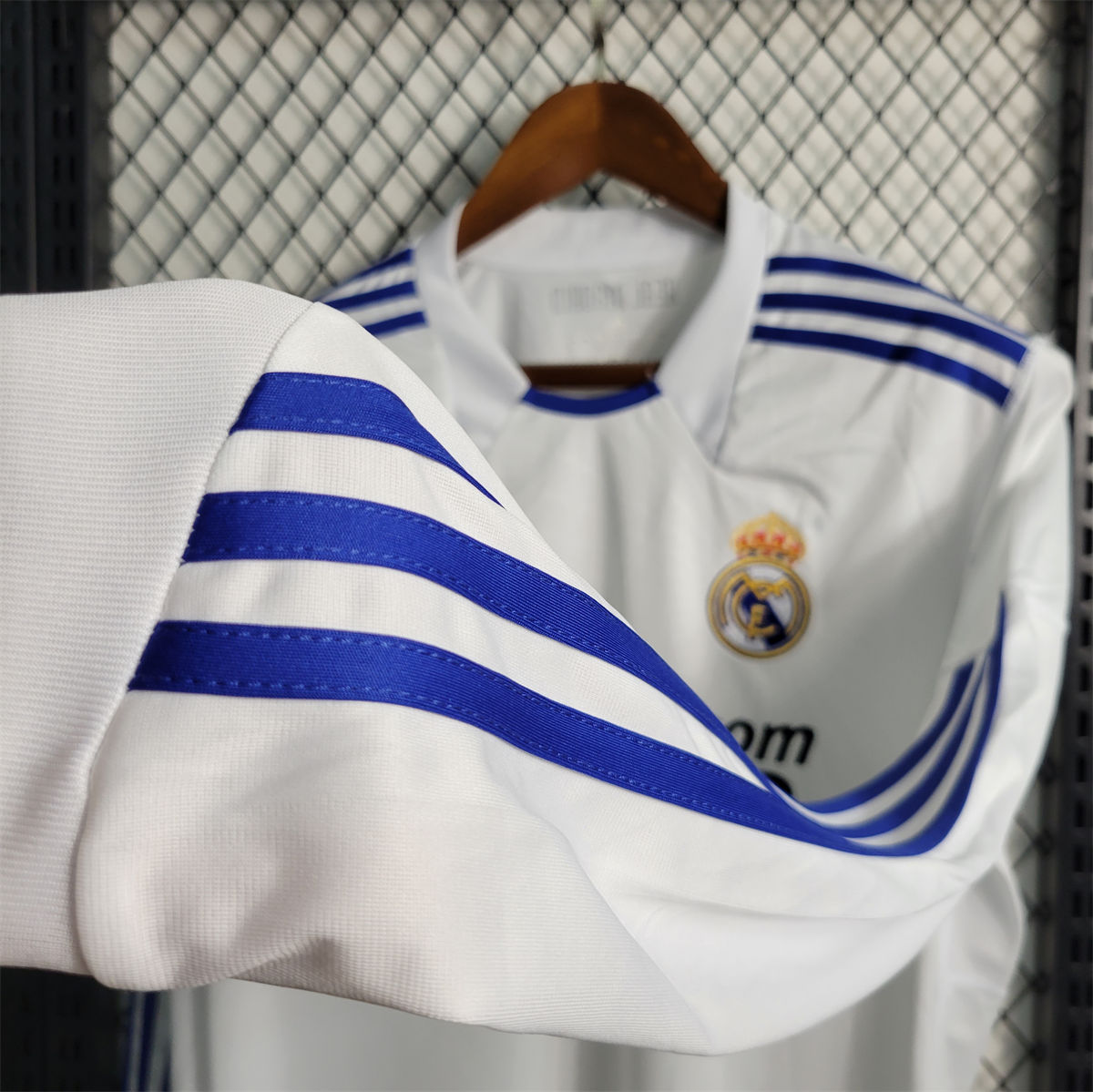 Retro Real Madrid 10/11 Home jersey Third Home Long Sleeves Fan Version