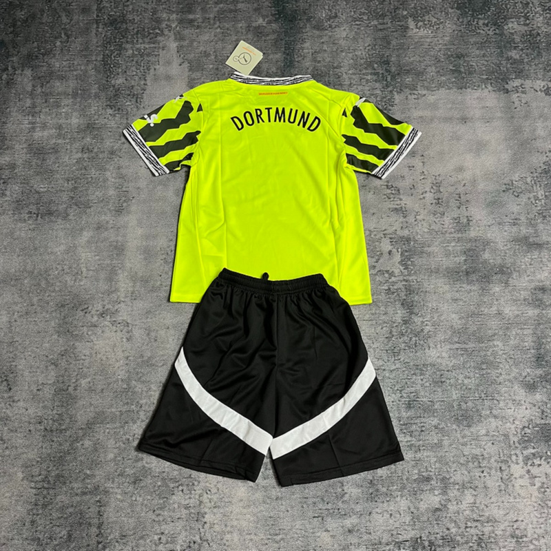 2025/26 Dortmund fluorescent green jersey kids Kits size: 16-28