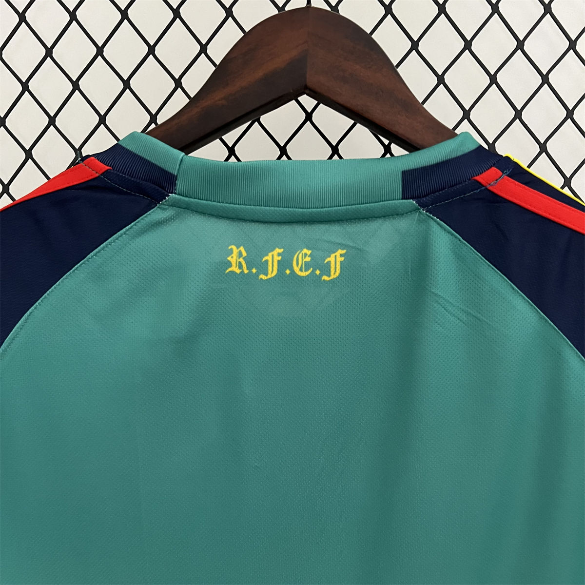 Retro Spain 2010 Goalkeeper jersey Fan Version