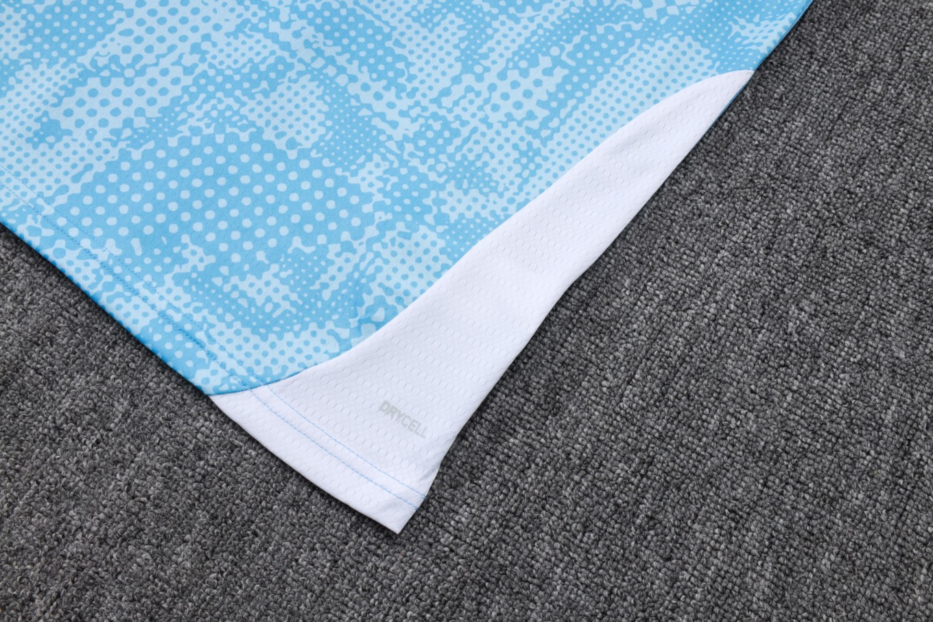 202526 Manchester City Light blue Long-sleeved half-pull training kit Football team kit