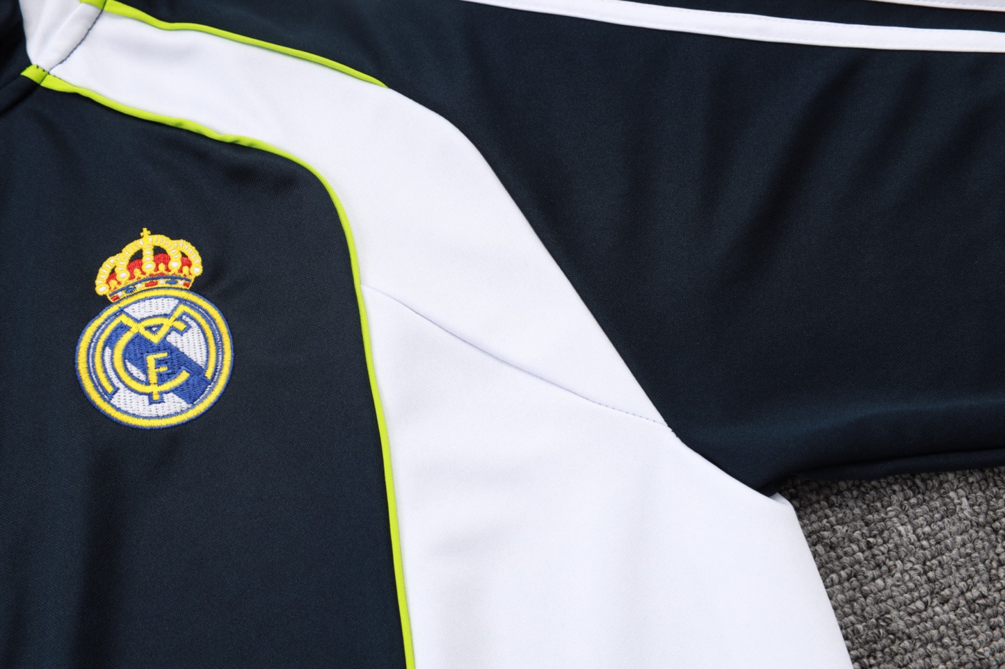 2025/26 Real Madrid cyan Jacket Training Suit Set Football Team Shirt Sports Fashion