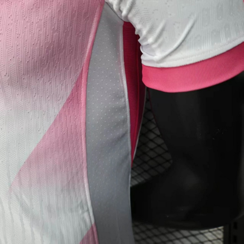 2025/26 Barcelona Pink Training jersey Player Version
