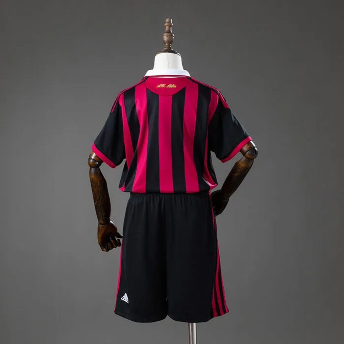 Retro AC Milan 2009/10 Home Kid Kits