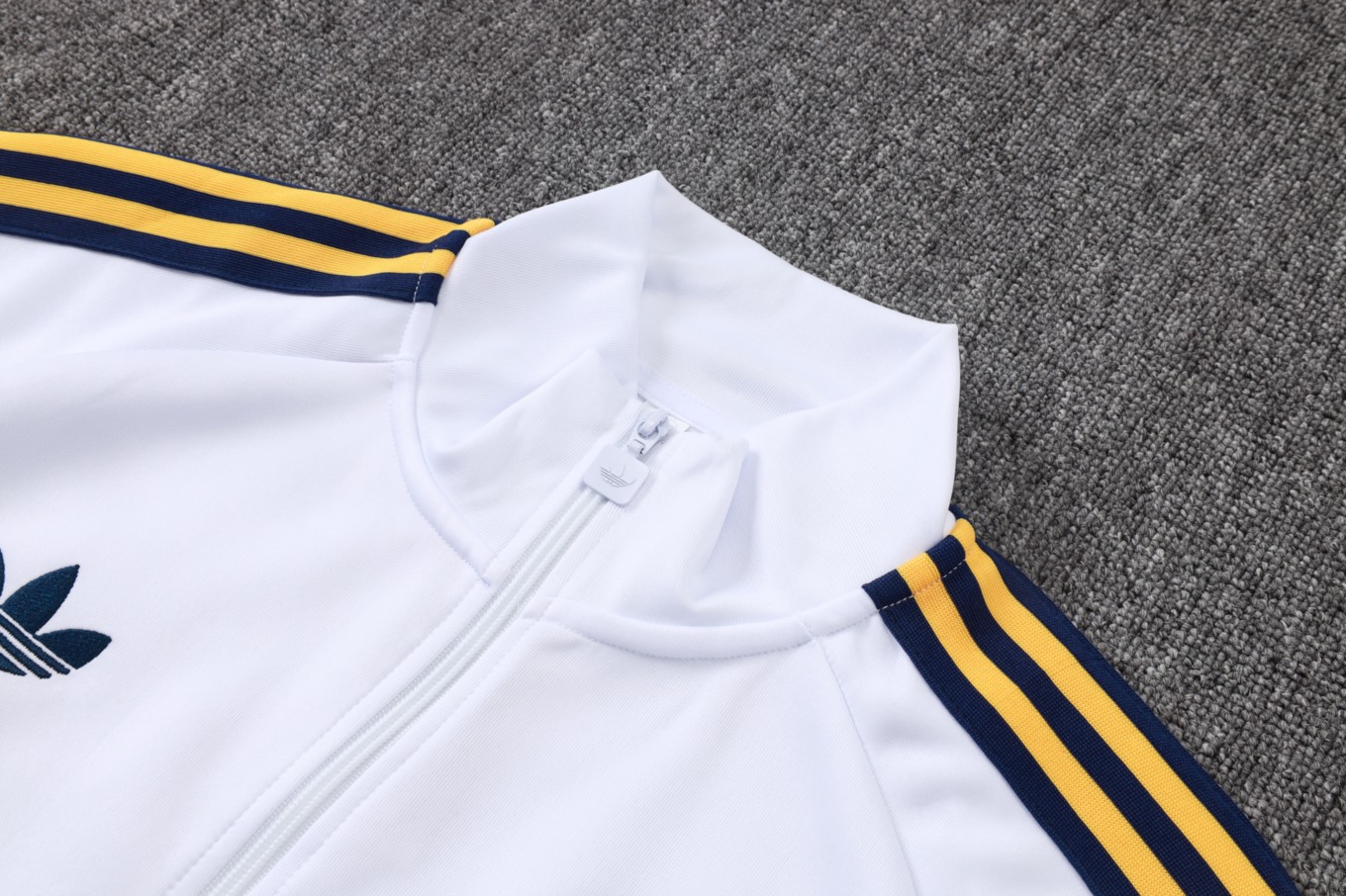 2026 Real Madrid White Jacket Training Suit Set