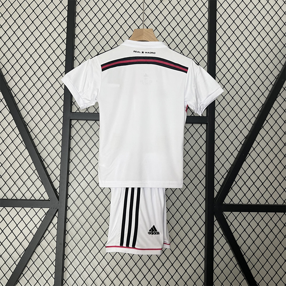 Retro Real Madrid 14/15 home jersey Kid Kits Size 16-28