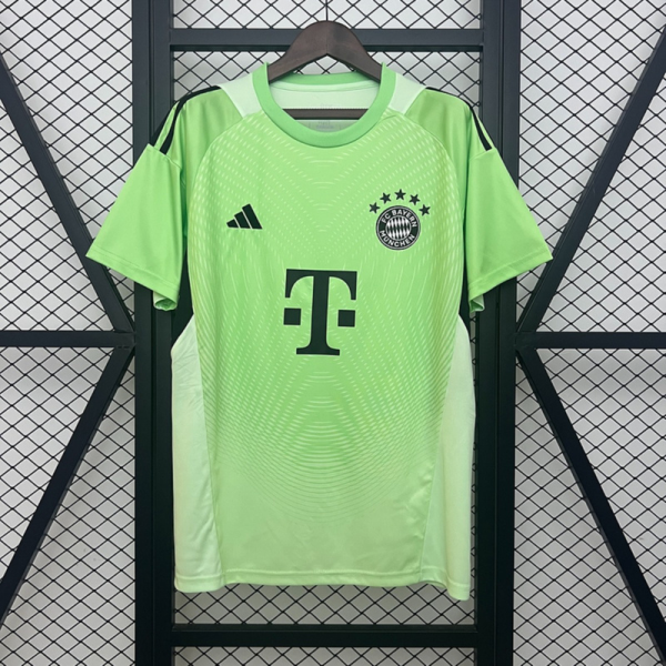 2025/26 Bayern Munich Goalkeeper Green Jersey Fan Version